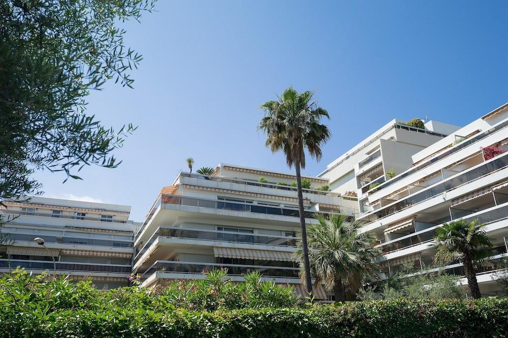 Residence Pierre & Vacances La Rostagne Juan-les-Pins Luaran gambar