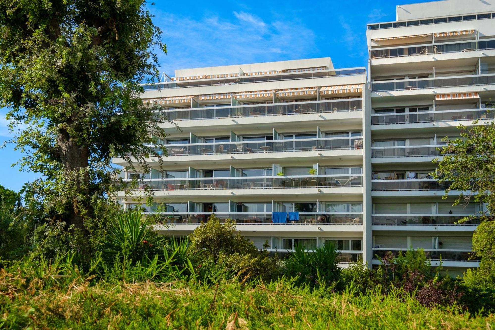Residence Pierre & Vacances La Rostagne Juan-les-Pins Luaran gambar